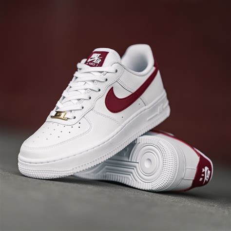 nike air force 1 07 weiß rot|air force 1 07 foot locker.